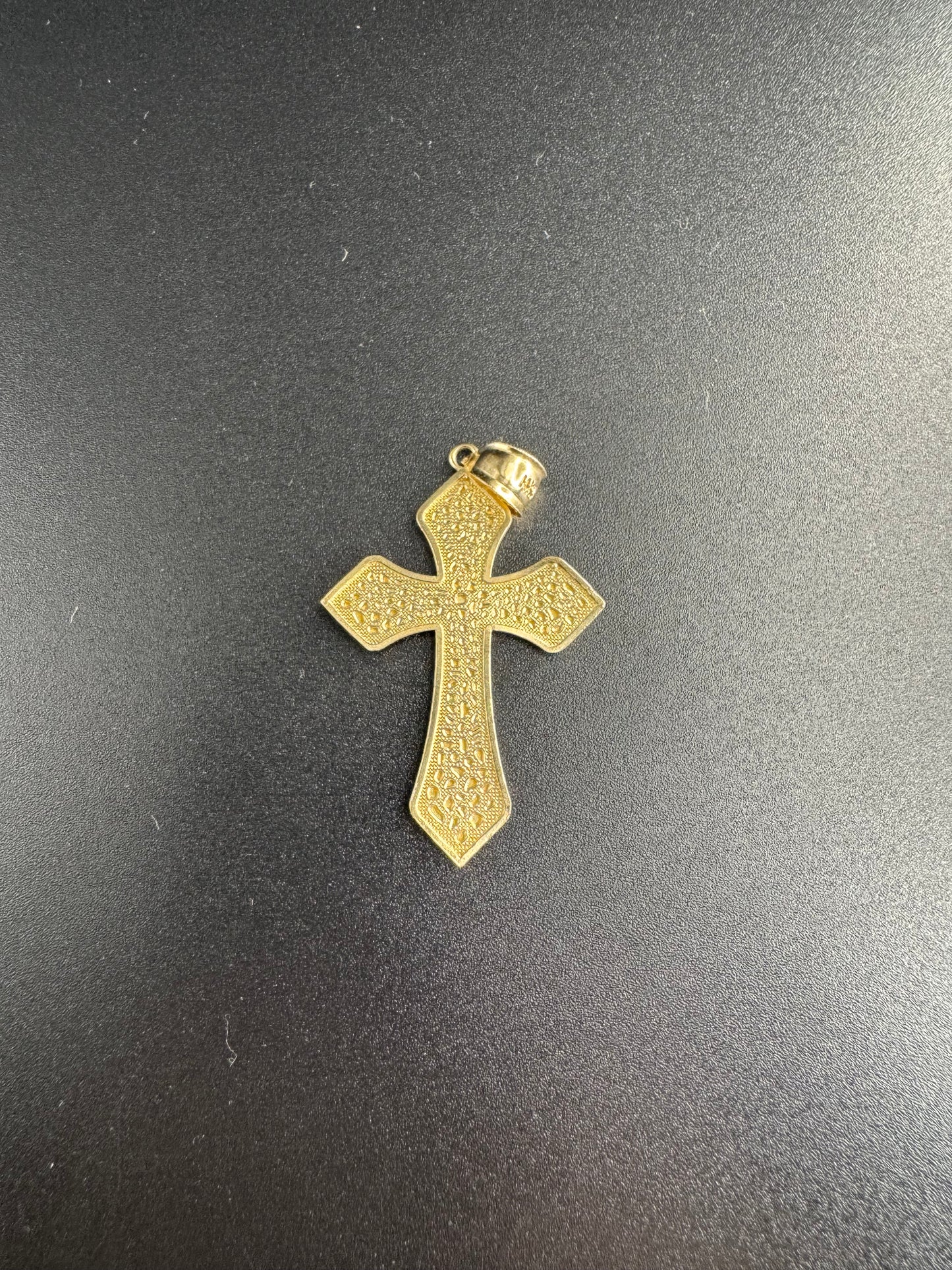 14K NUGGET CROSS PENDANT