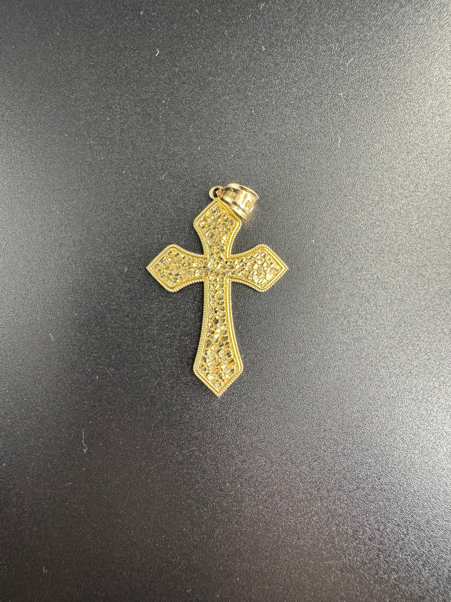 14K NUGGET CROSS PENDANT
