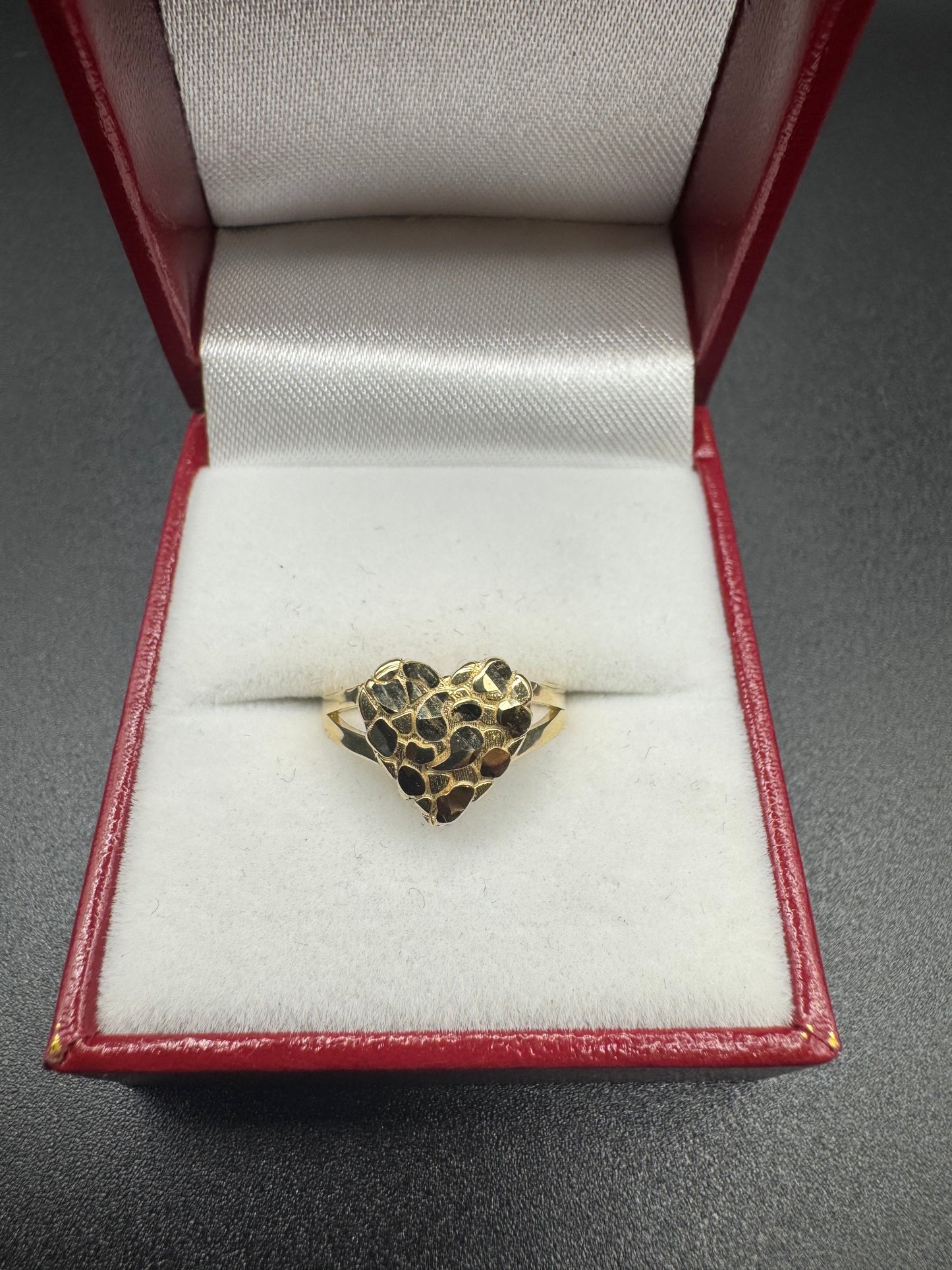 14K SMALL WOMENS NUGGET HEART RING
