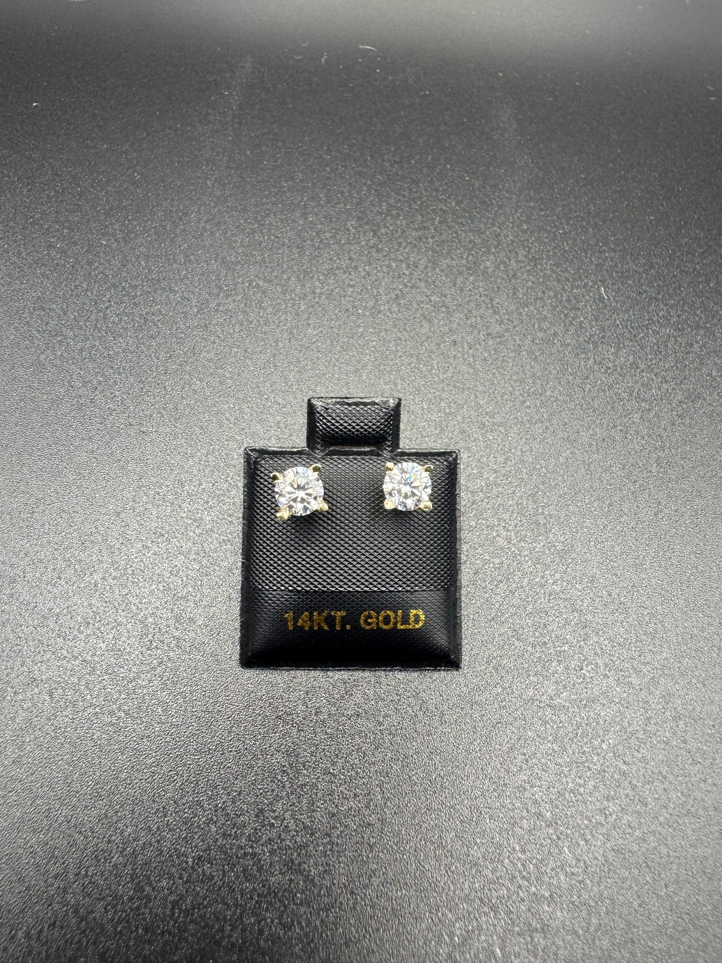 GOLD zircon stud earings