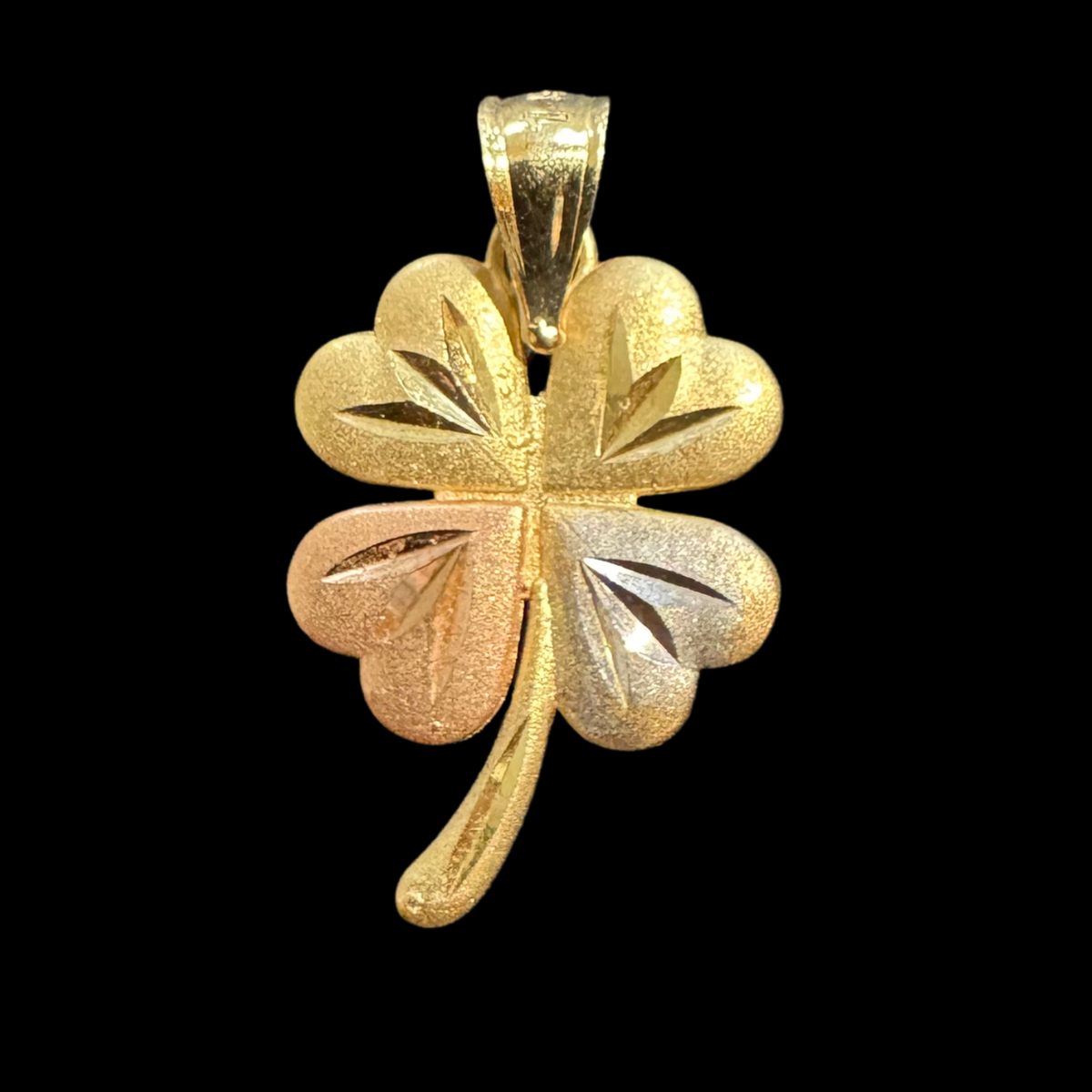 4 LEAF CLOVER PENDANT