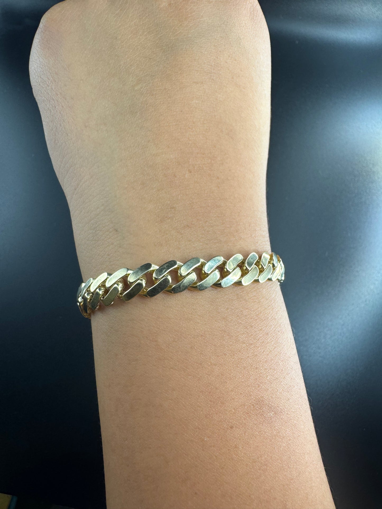 hollow monaco bracelet with zircons