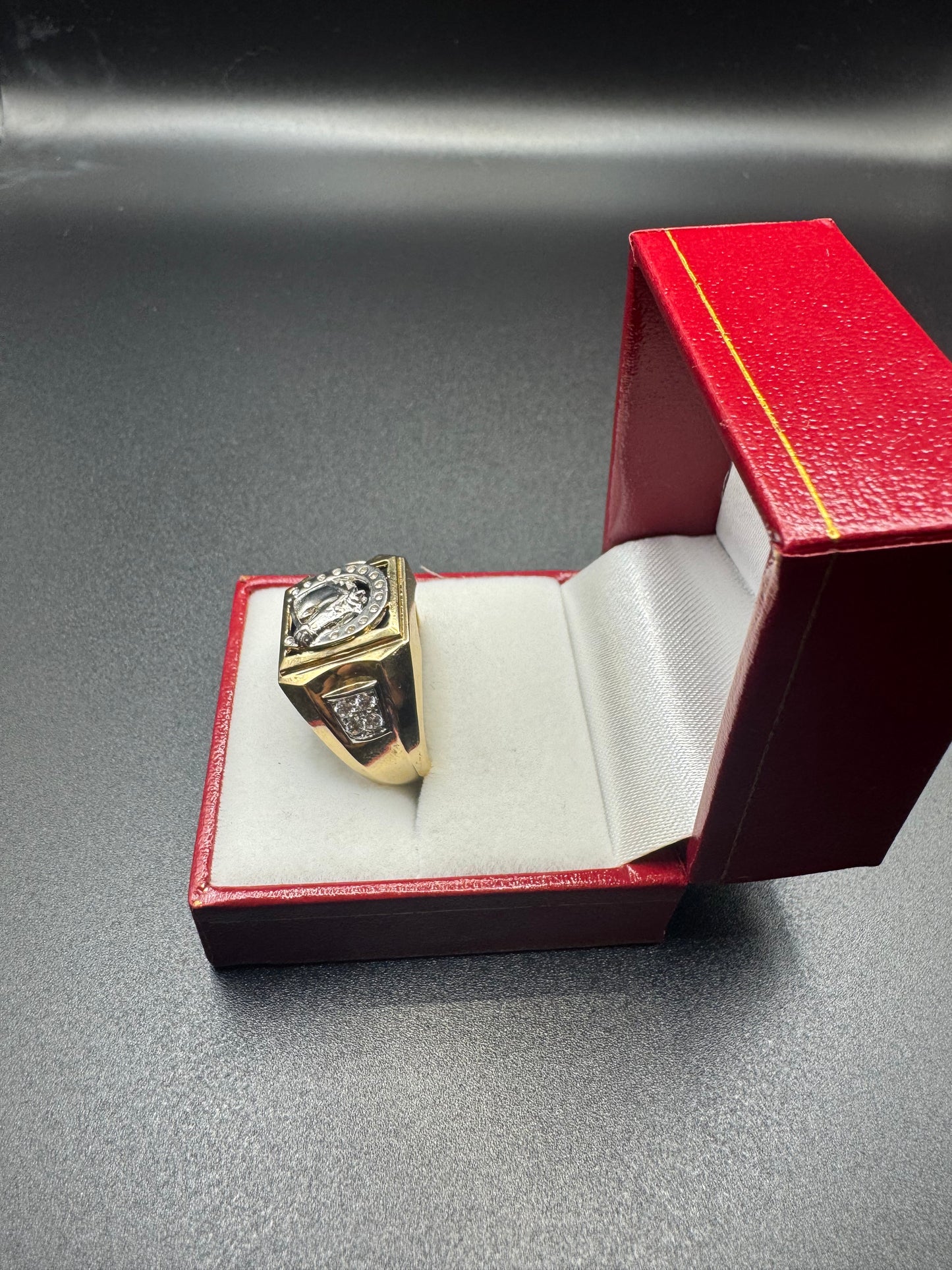 MENS white gold horseshoe ring