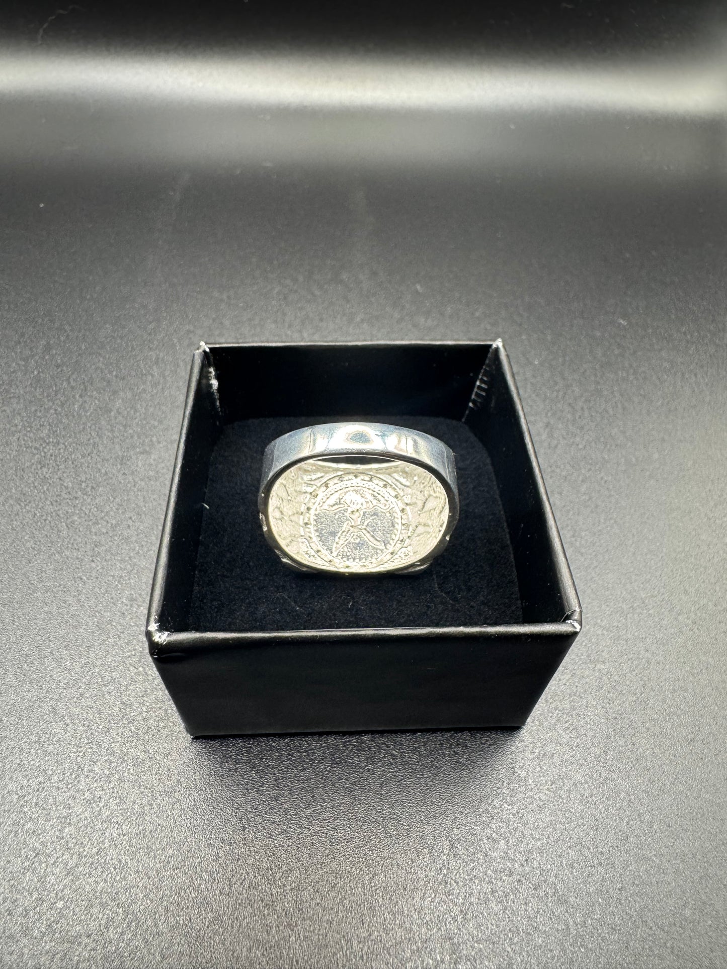 MENS silver circle san judas ring
