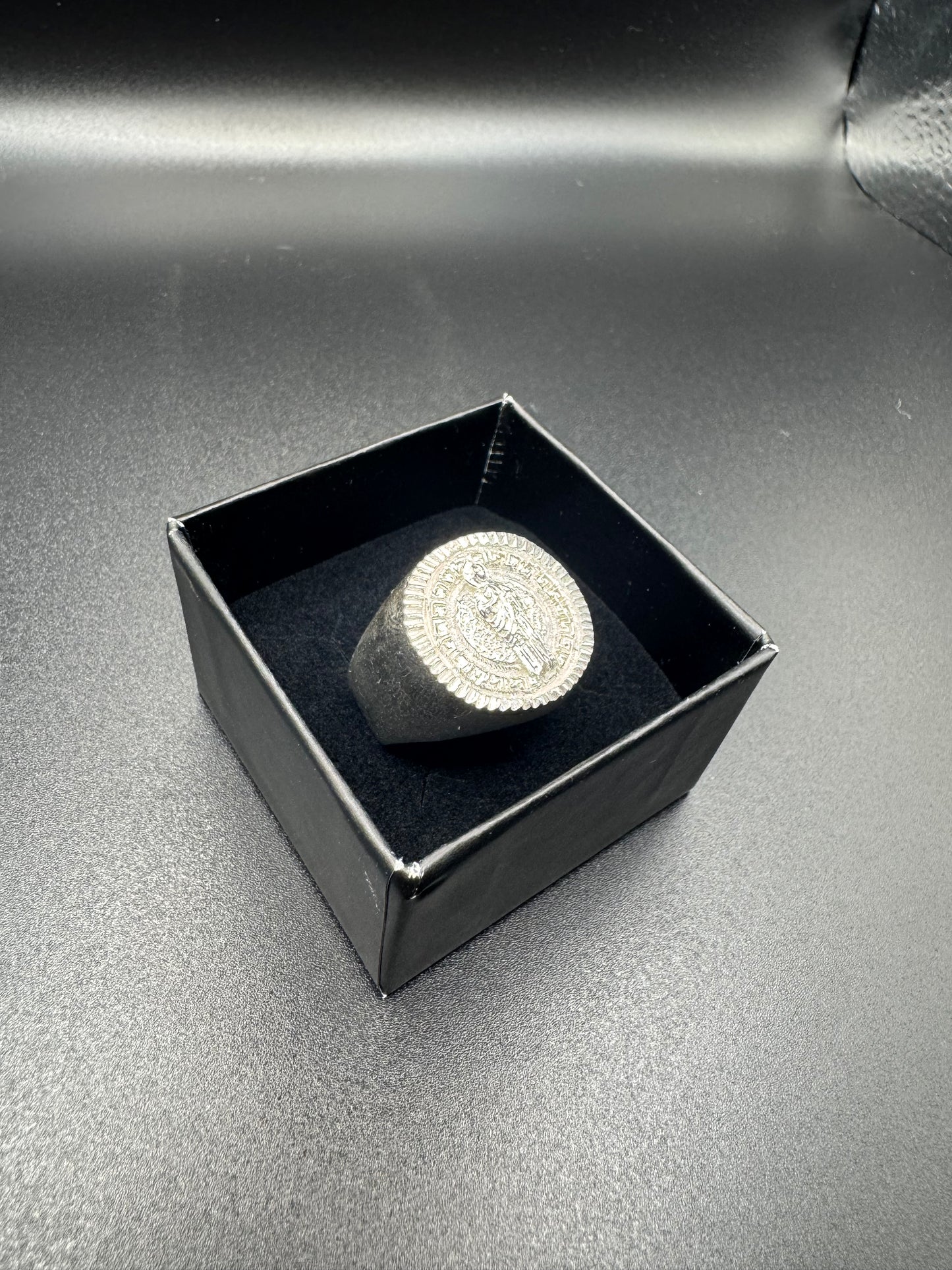 MENS silver circle san judas ring