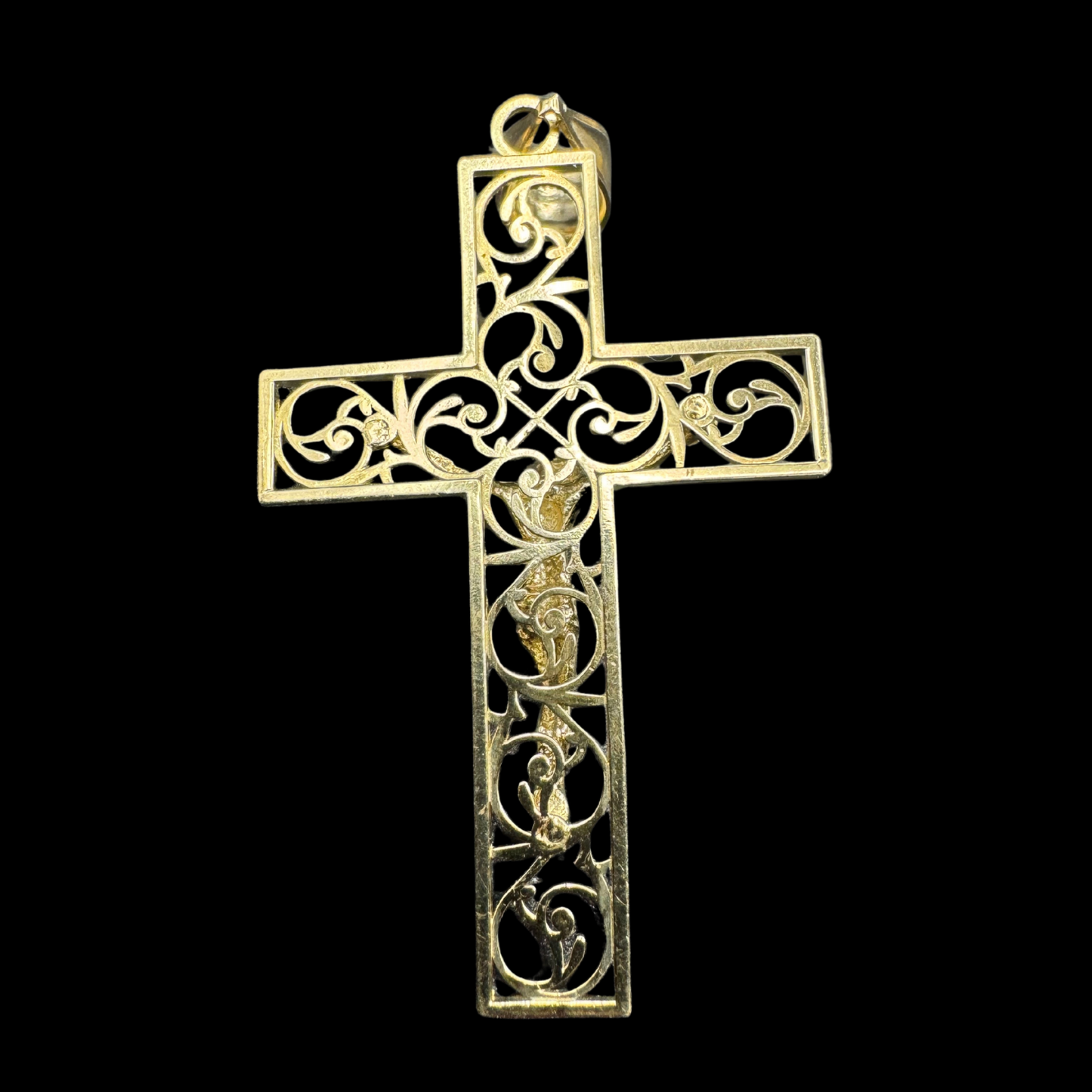 14K HOLLOW CRUCIFIX CROSS
