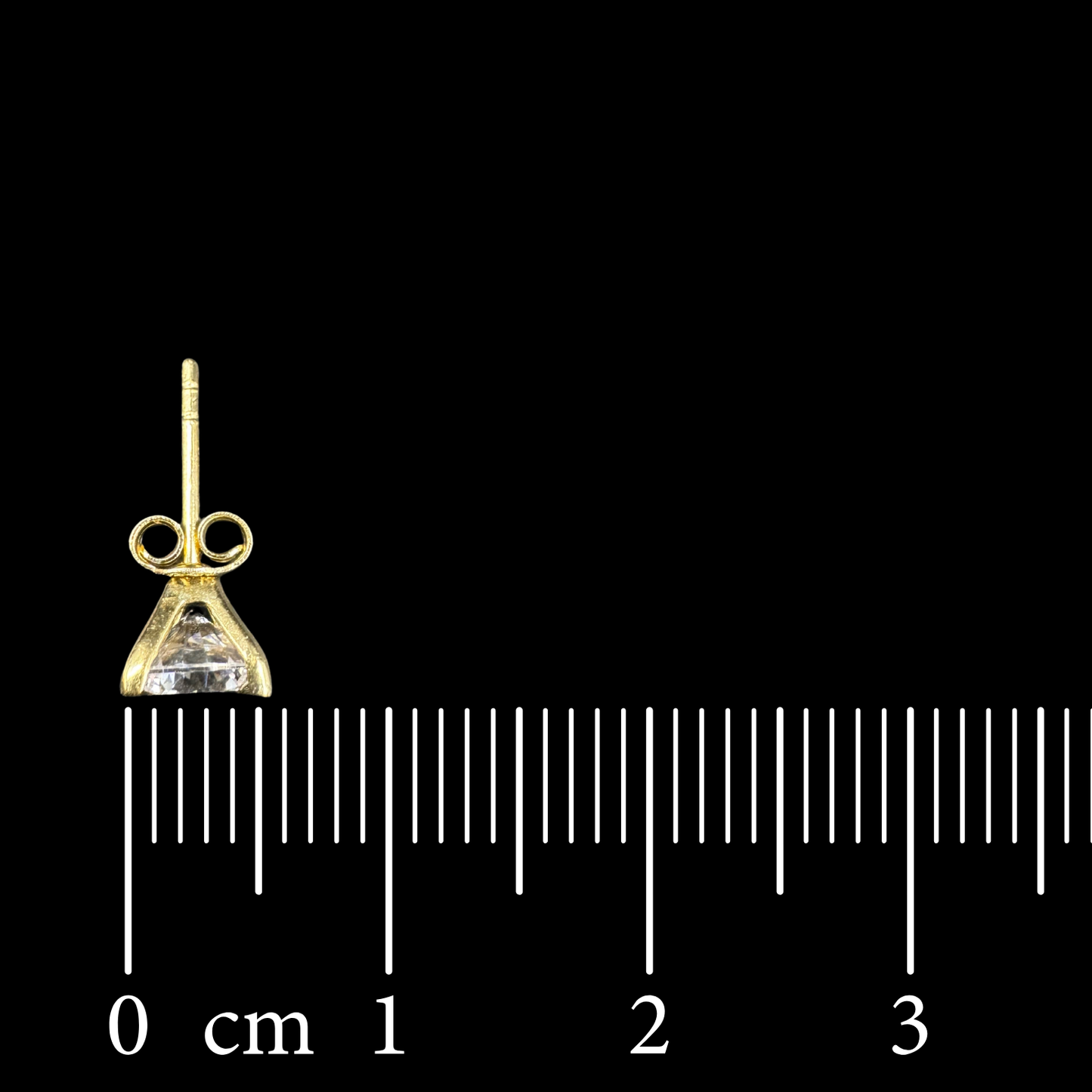 14K ROUND ZIRCON STUDS